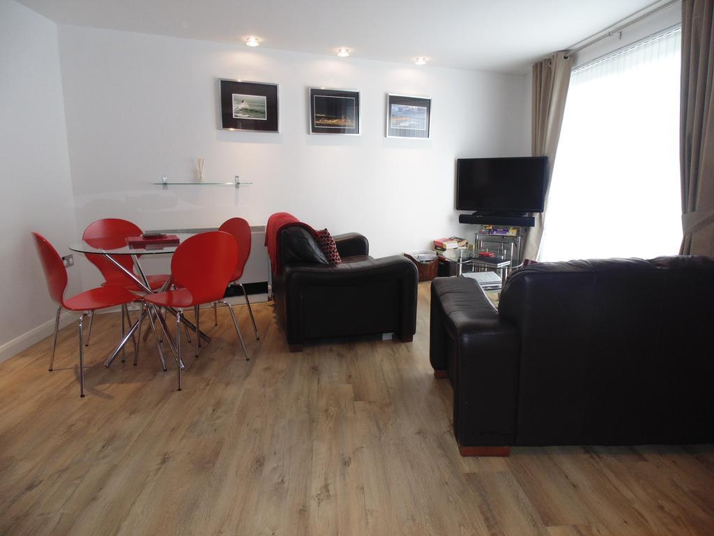 Ferienwohnung Awel Y Mor Llanelli Exterior foto